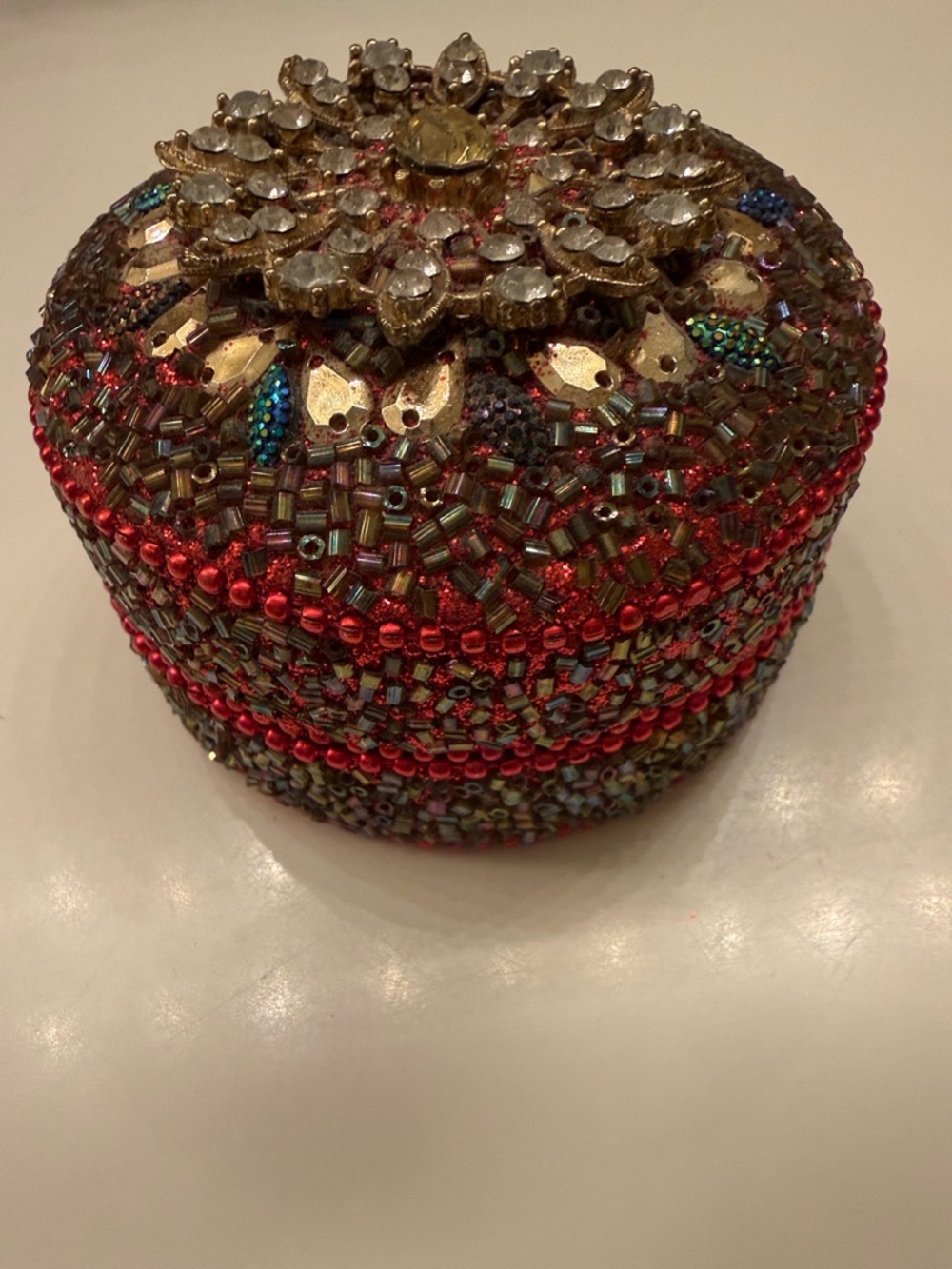 Bejeweled beads and crystals dome jewelry box bling bling girlie opulent box - Picture 1 of 4